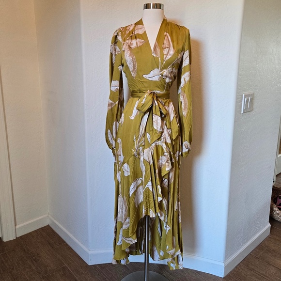 Banana Republic Dresses & Skirts - Banana Republic Satin Wrap Maxi Dress